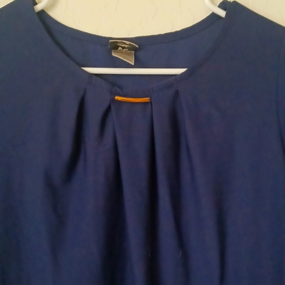 Navy Blue Blouse With Ruching And Gold Accent Womans Size Petite Medium - Picture 2 of 6